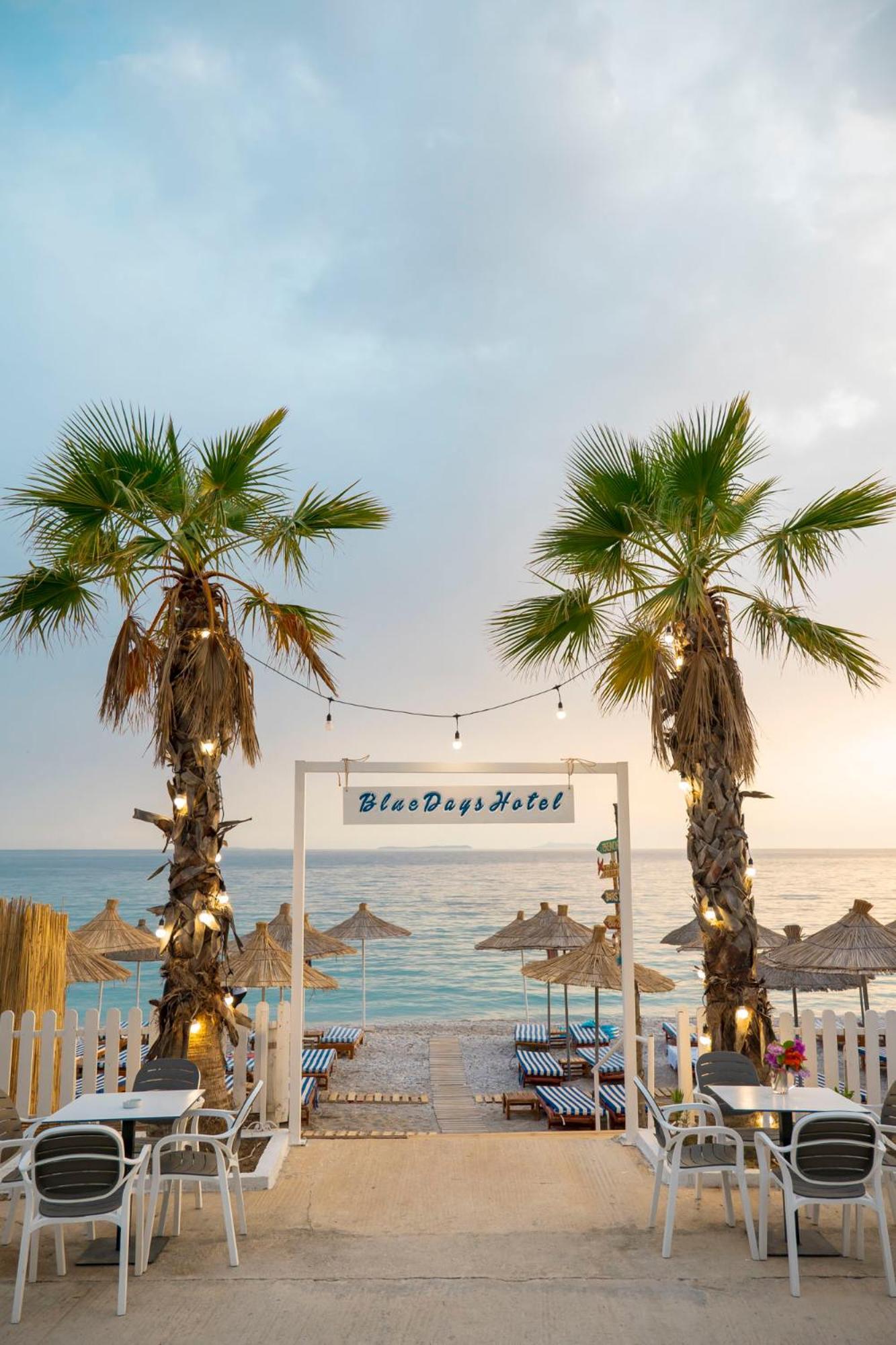 Blue Days Hotel 3*